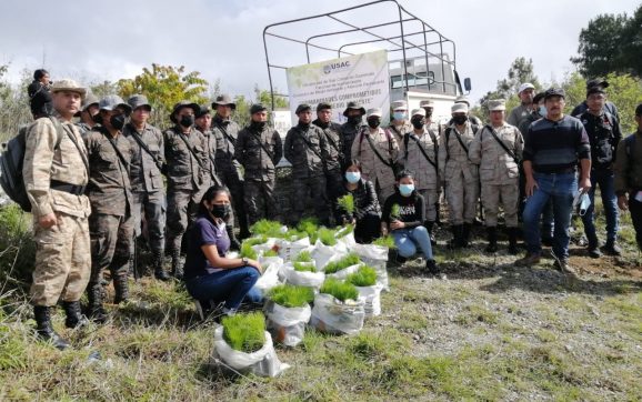 Despliegan miembros del Ejército  para realizar tareas que promueven el cuidado del ambiente