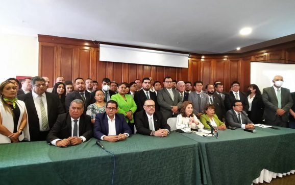 TSE unánimemente da vigencia a la UNE y fracasan intentos por cancelarla