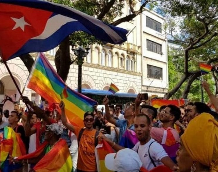 Cuba le dice «sí» en referendo al matrimonio igualitario