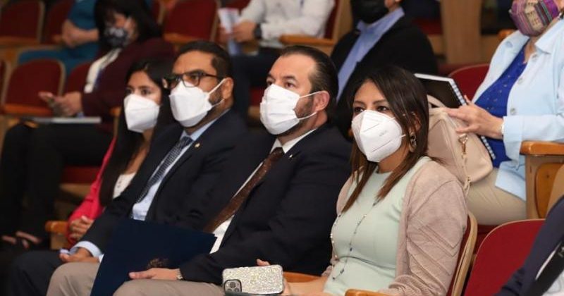 Se lleva a cabo conferencia de sensibilización de Espacios Amigos de la Lactancia Materna