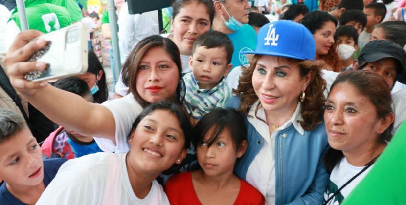 Sandra Torres festeja el día del niño en diferentes sectores de Guatemala