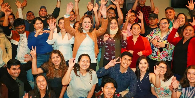 Recorren Guatemala para celebrar 50 asambleas municipales de la UNE con Sandra Torres