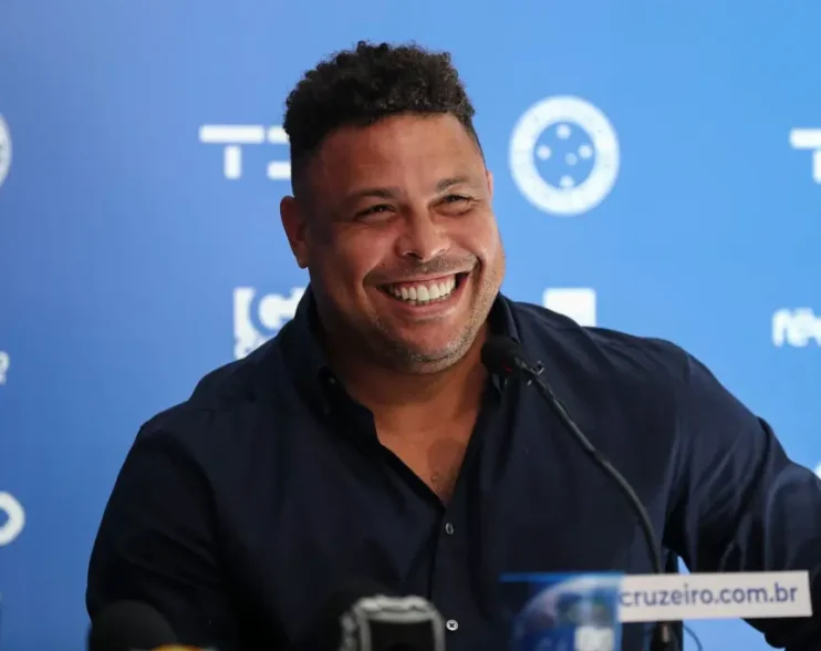 Ronaldo busca estrategia de marketing que incluye el metaverso con Cruzeiro