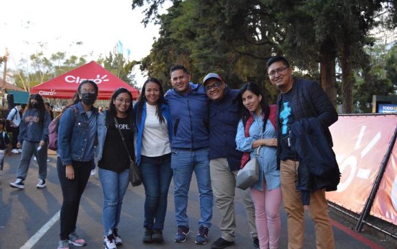 Claro Guatemala presente en el concierto de Miel San Marcos