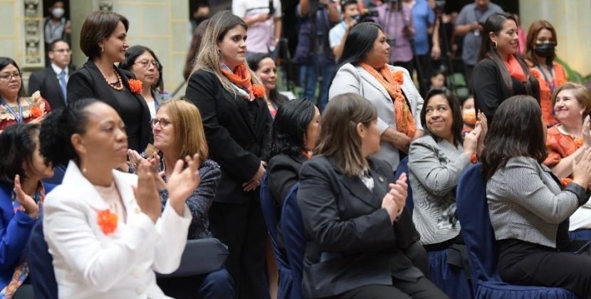 Piden unir esfuerzos para reducir la violencia contra la mujer