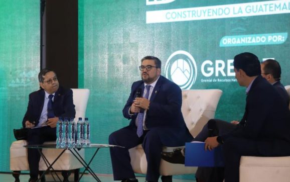 Realizan foro para analizar el rol actual y potencial de la minería dentro de la economía de Guatemala