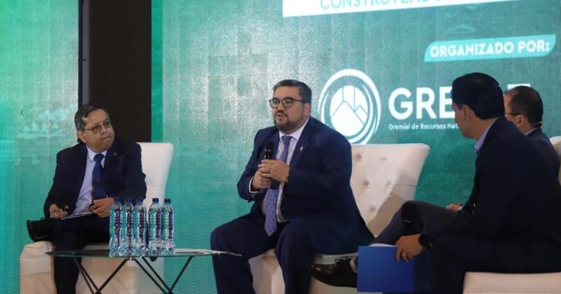 Realizan foro para analizar el rol actual y potencial de la minería dentro de la economía de Guatemala