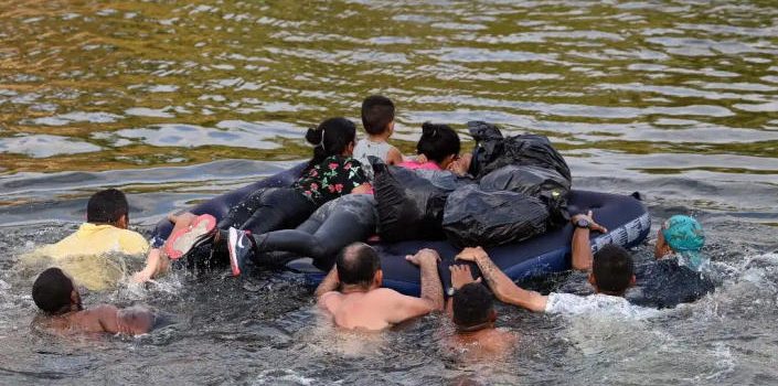 Guatemala enfrenta “crisis humanitaria fuerte” tras fin de Título 42 y anticipa aumento de migración hacia Estados Unidos