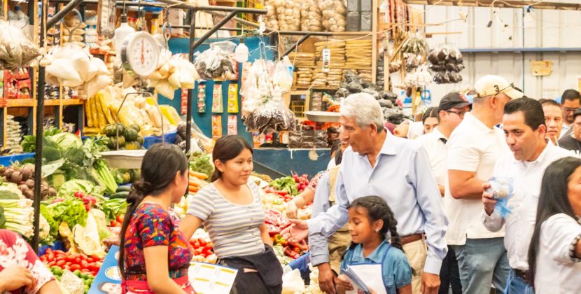 Francisco Arredondo impulsará acciones para mejorar la economía familiar
