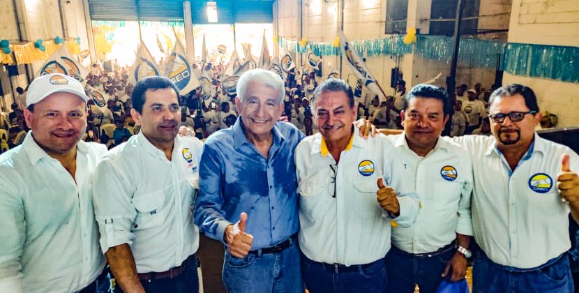 El Dr. Francisco Arredondo recibe el apoyo de la costa sur en su carrera presidencial con el partido CREO