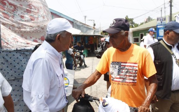 Francisco Arredondo candidato a la presidencia de CREO visita Livingston y Puerto Barrios