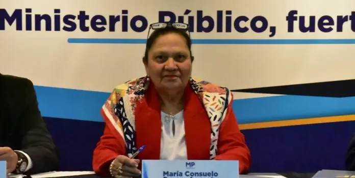 Consuelo Porras convoca a junta directiva del Congreso y jefes de bloque por pandillas