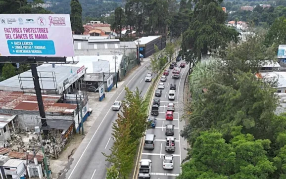 Autoridades evalúan implementación de carril reversible en San Lucas Sacatepéquez