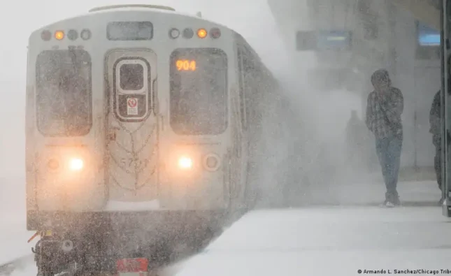 Megatormenta de nieve y hielo amenaza Estados Unidos