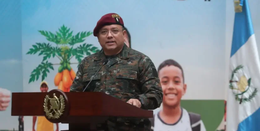 Defensa envía más vehículos blindados y soldados a la frontera con México tras la muerte de “El Mencho”