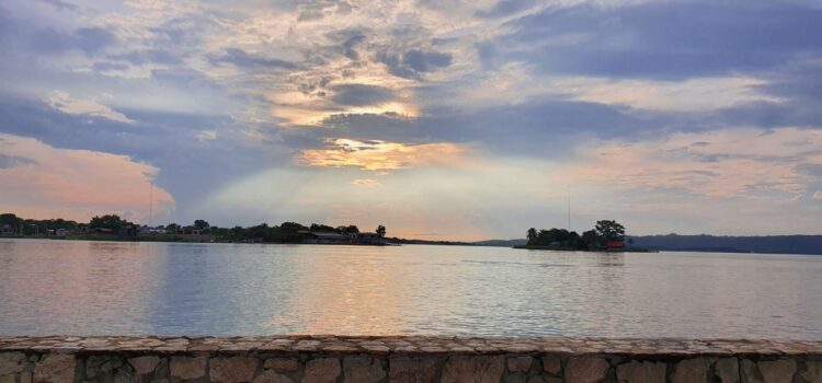 Amor sobre ruedas: proponen escapadas románticas por Guatemala y Honduras