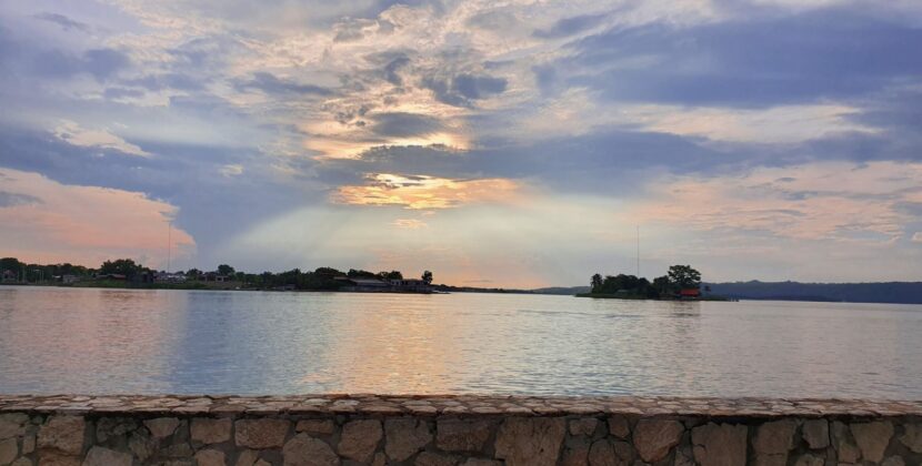 Amor sobre ruedas: proponen escapadas románticas por Guatemala y Honduras