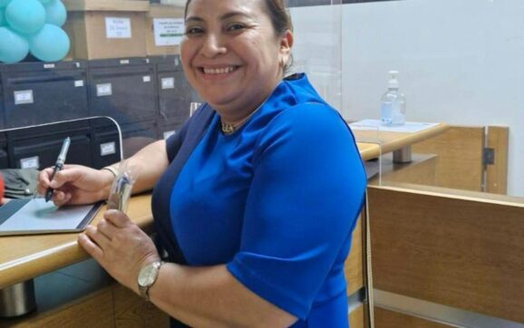 Funcionaria de la Contraloría tiene su familia contratada en Villa Nueva