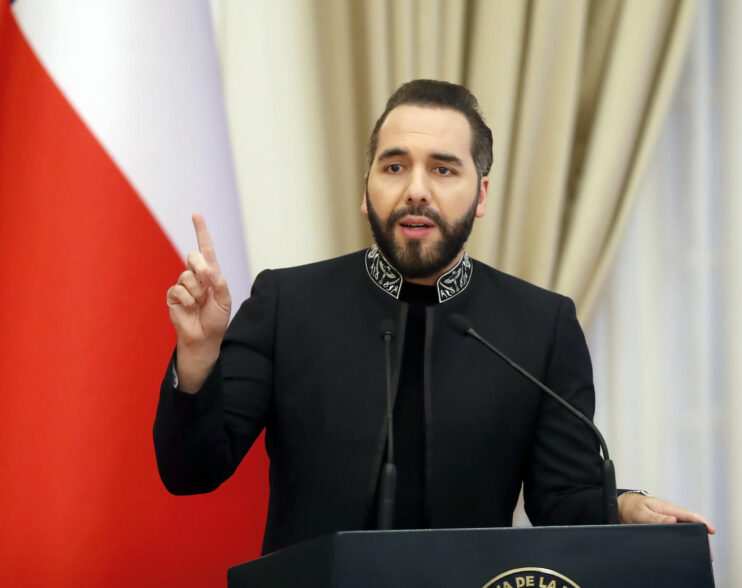 Nayib Bukele mantiene 91,9 % de aprobación en El Salvador: una de las cifras más altas en América Latina