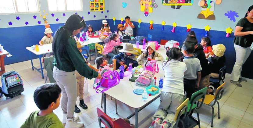 Mineduc recoge información sobre estudiantes vacunados contra el sarampión