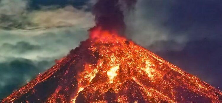 ¡Atención! Estos son los riesgos que corres por actividad del volcán de Fuego