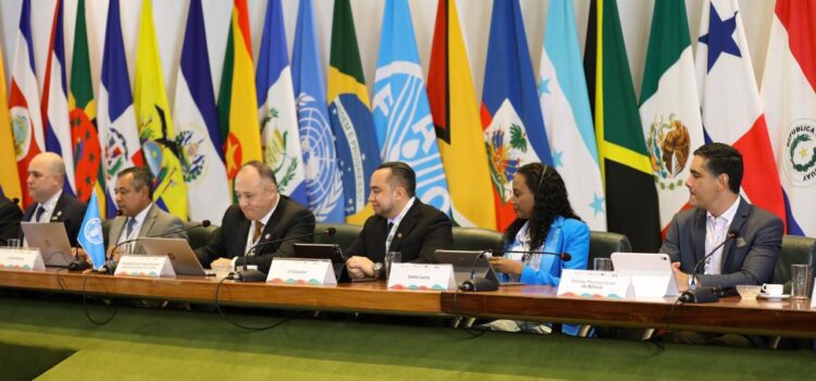 Delegación salvadoreña exhibe logros agrícolas en la FAO de las Américas fuera del país