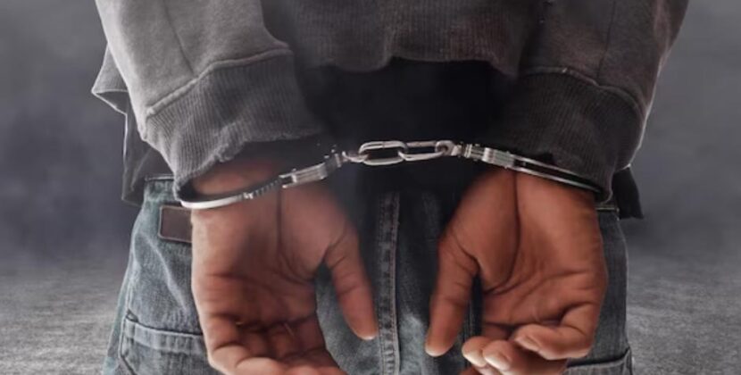 Capturan a hombre que intentó agredir con arma blanca a su progenitora