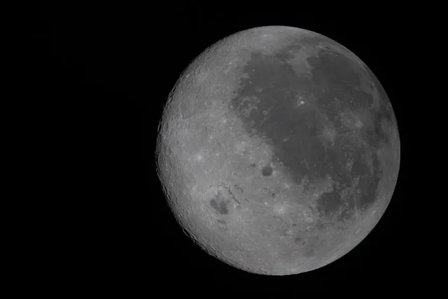 Artemis II inicia su regreso a la Tierra tras completar fase clave en órbita lunar