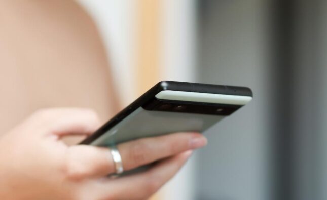 Presentan amparo por falta de reglamento de la Ley de Portabilidad Numérica