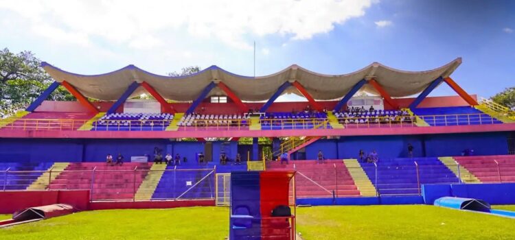 FAS en podría despedirse de su estadio Oscar Quiteño en El Salvador