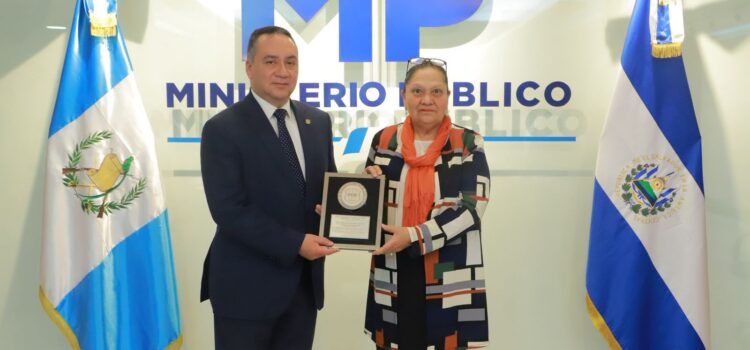 Guatemala y El Salvador refuerzan cooperación fiscal en contexto de transición institucional