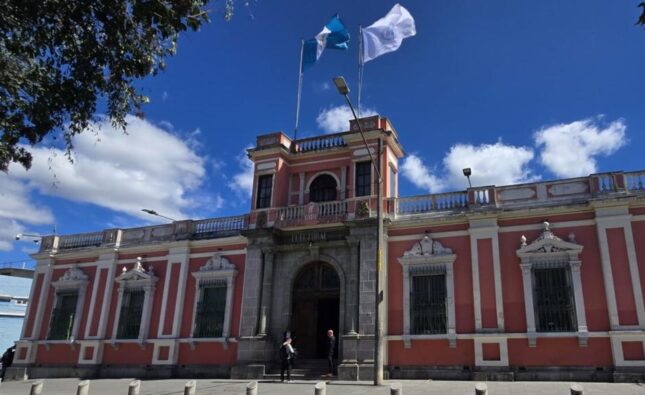 TSE revisa más de 120 expedientes por posible campaña electoral anticipada