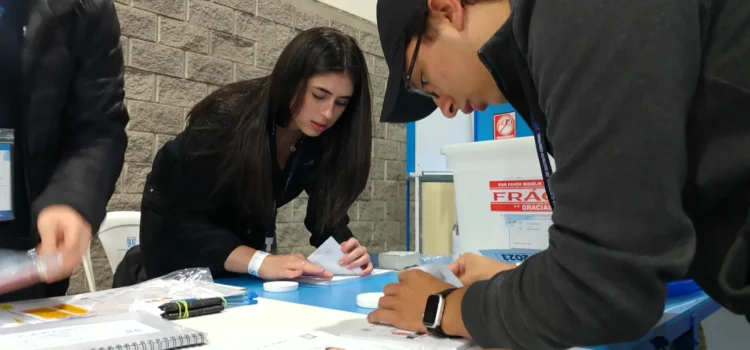 El TSE no podrá aplicar el voto electrónico en el extranjero, pese a la reciente actualización de su reglamento